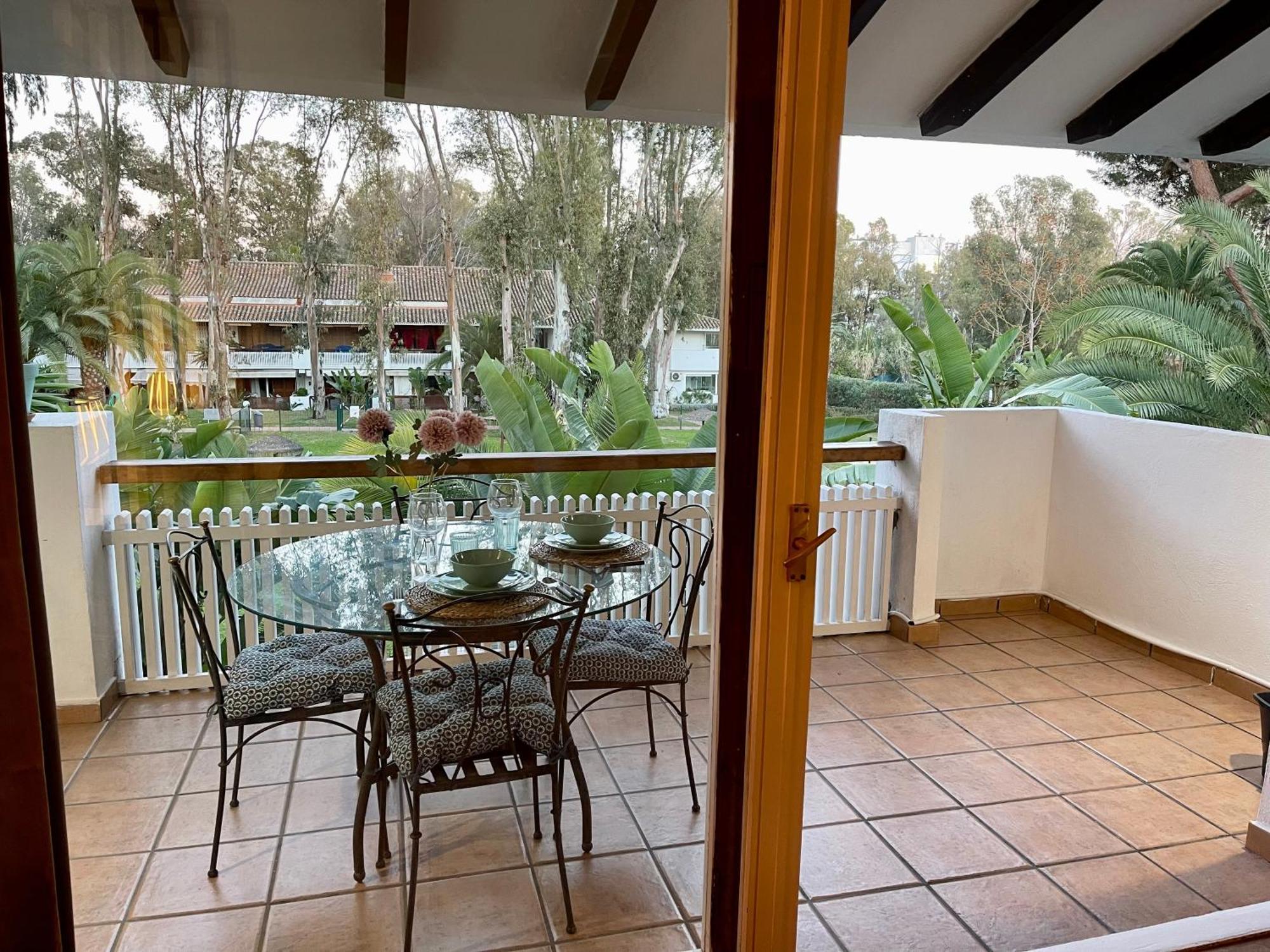 Puerto Banus Pol Suite Y Hada Suite Марбелья Экстерьер фото
